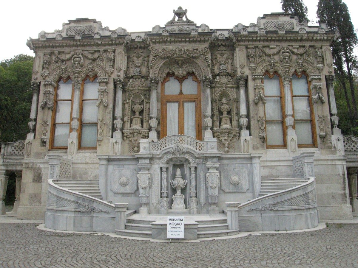 The carved marble front of the Ceremonial Pavilion at Ihlamur, with a curving double stair and a fountain niche below the central window